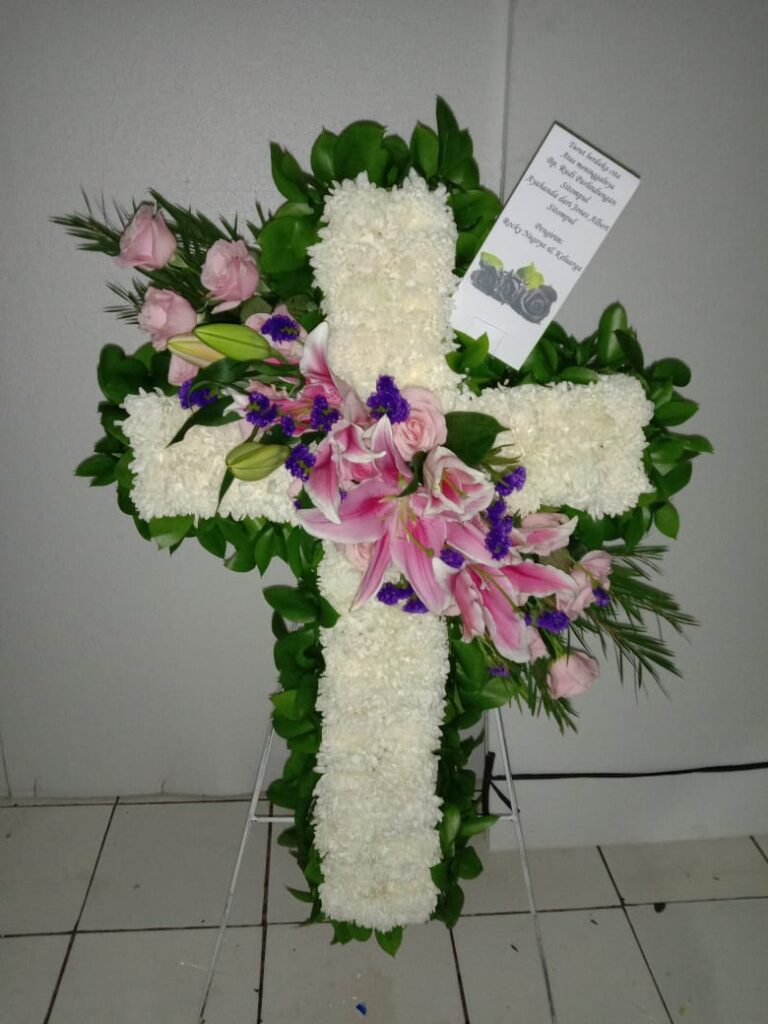 Toko Bunga Sekitar Rumah Duka UKI Cawang
