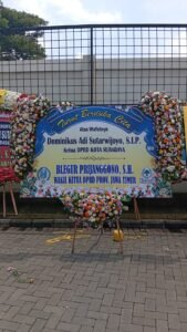 Bunga-Papan-Duka-Surabaya-169x300 Bunga Papan Duka Surabaya